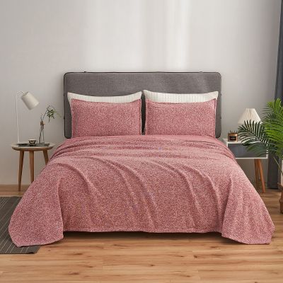 Knit Blanket With Pillow Shams